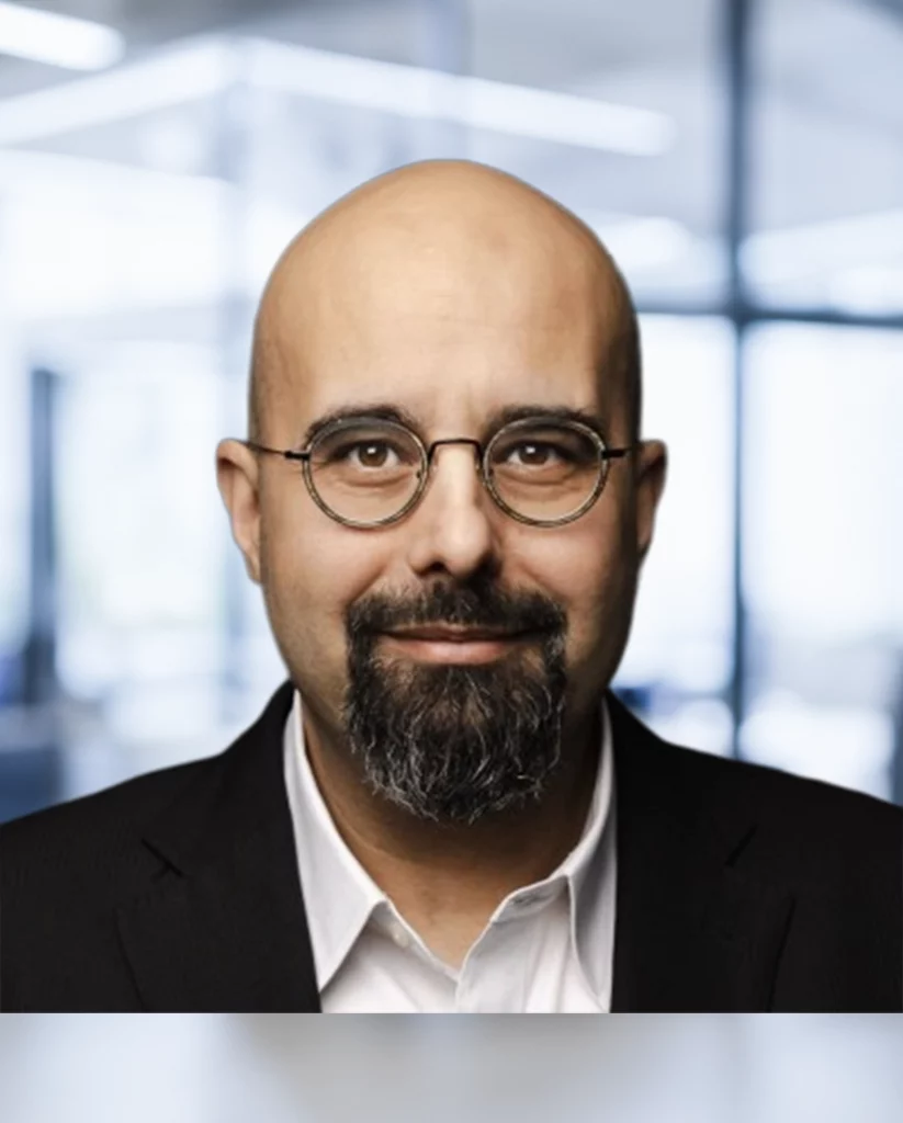 Portrait de Emmanuel Candeias,Presales Consultant, CCH Tagetik France chez Wolters Kluwer